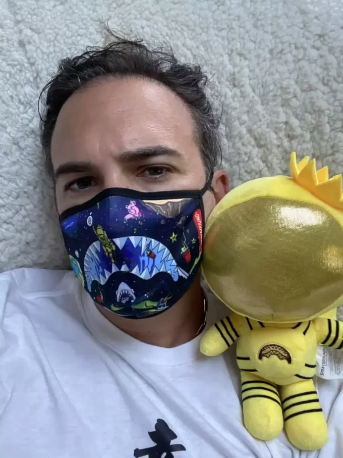 ADULT ASTRO PARTY FORM-FITTING FACE MASK ADULT ASTRO PARTY FORM-FITTING FACE MASK