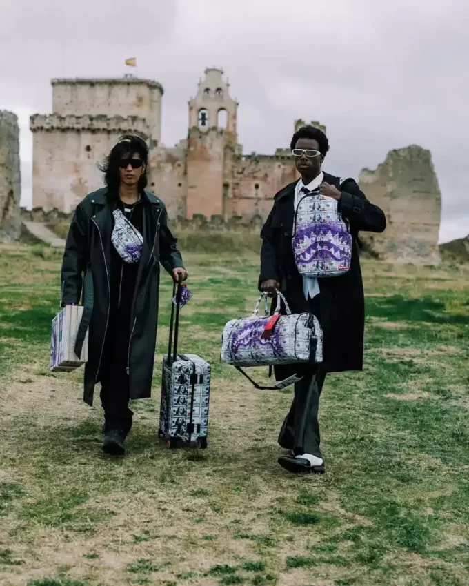 BILLIONS IN THE BANK WALLET