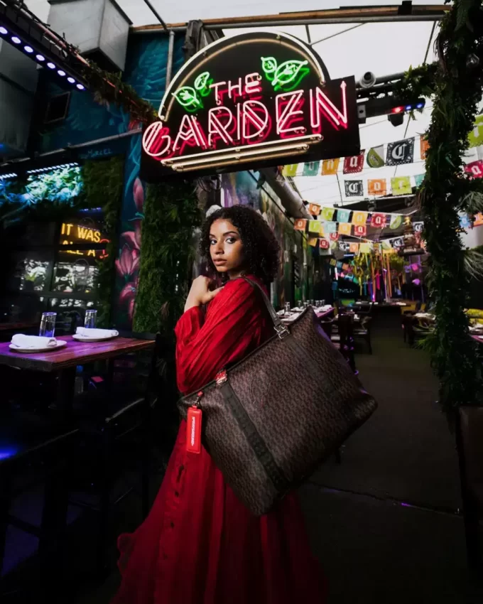 CASHIN CHECKS TOTE CASHIN CHECKS TOTE