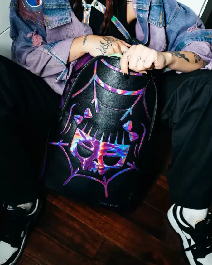 CAZZU IRIDESCENT CUT & SEW SPIDER SKULL SHARK BACKPACK (DLXV) CAZZU IRIDESCENT CUT & SEW SPIDER SKULL SHARK BACKPACK (DLXV)