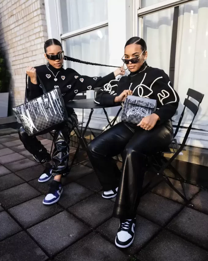 CHATEAU GHOST LARGE SLING CROSSBODY