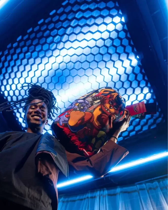 FIVE NIGHTS AT FREDDY’S OFFICIAL DLXSR BACKPACK