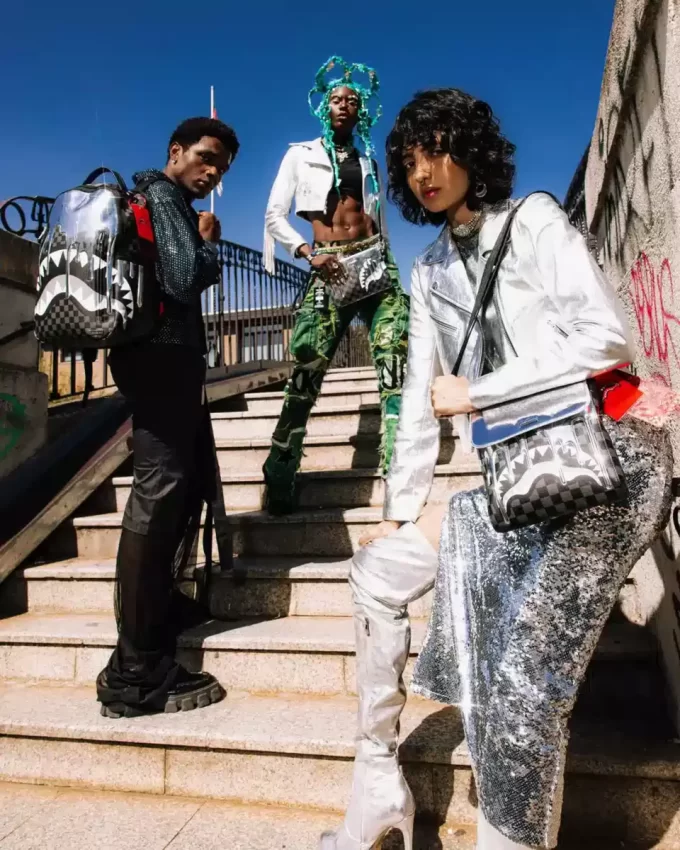 GHOST DRIP MESSENGER BAG