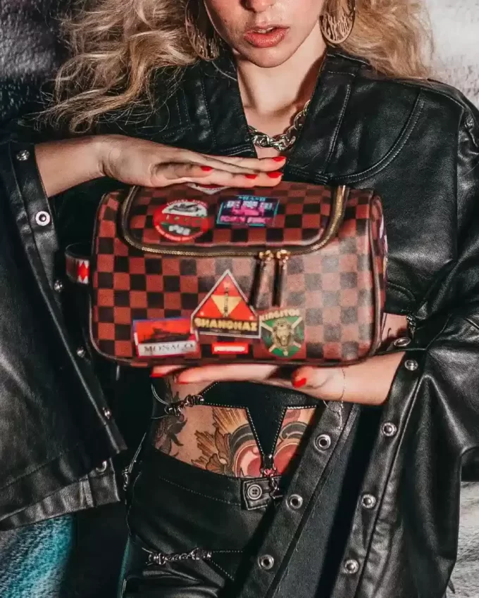 GLOBAL MOGUL TOILETRY BAG