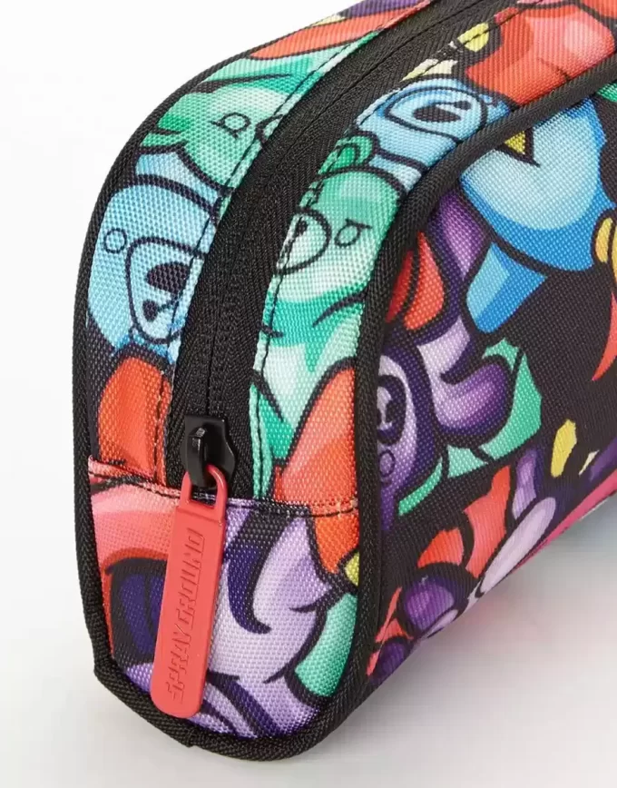 GUMMY LIPS PENCIL CASE