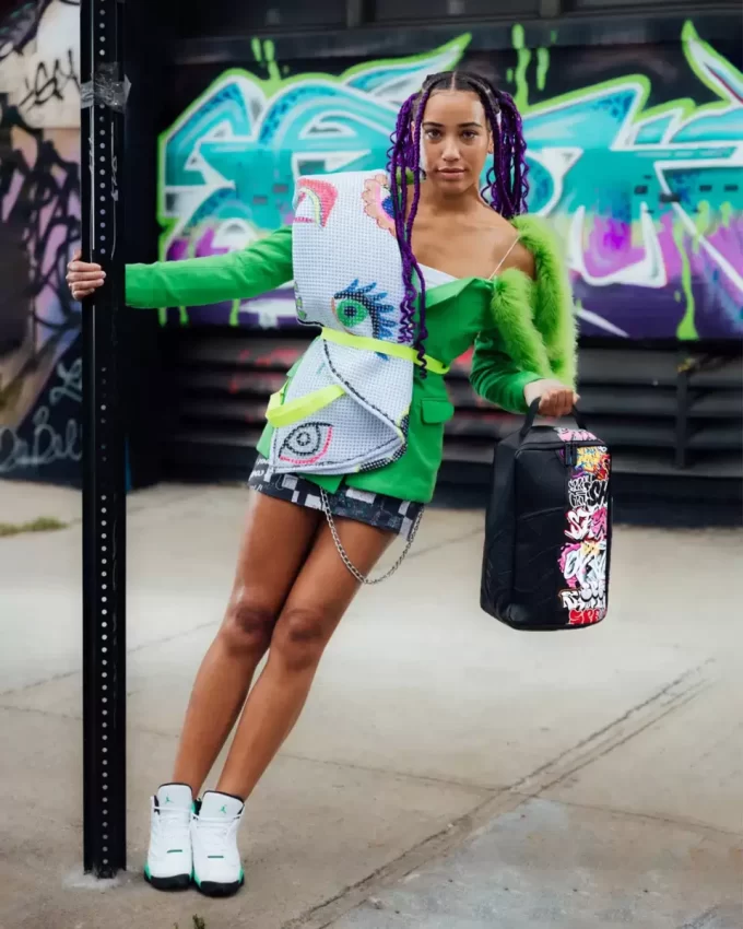 HALF GRAFF NIGHT SNEAKER HOLDER