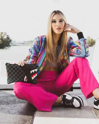 HENNY AIIR TO THE THRONE CROSSOVER CLUTCH