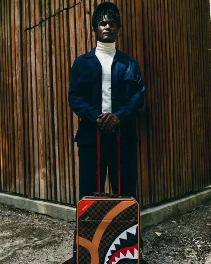 HENNY AIR TO THE THRONE JETSETTER CARRY-ON LUGGAGE HENNY AIR TO THE THRONE JETSETTER CARRY-ON LUGGAGE