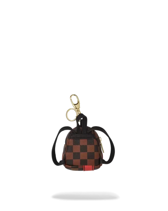 HENNY VICTORY LAP KEYCHAIN
