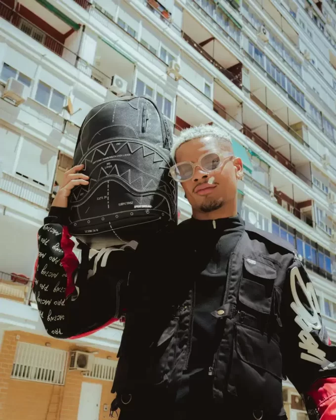 HIGH TECH BACKPACK (DLXV) HIGH TECH BACKPACK (DLXV)