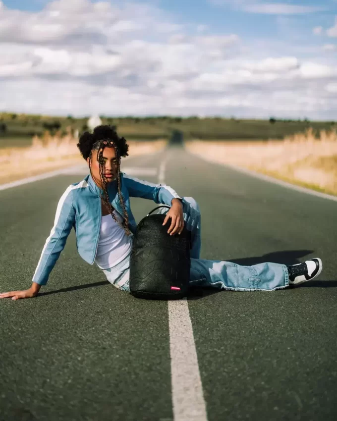 HYPERDIMENSIONAL BACKPACK