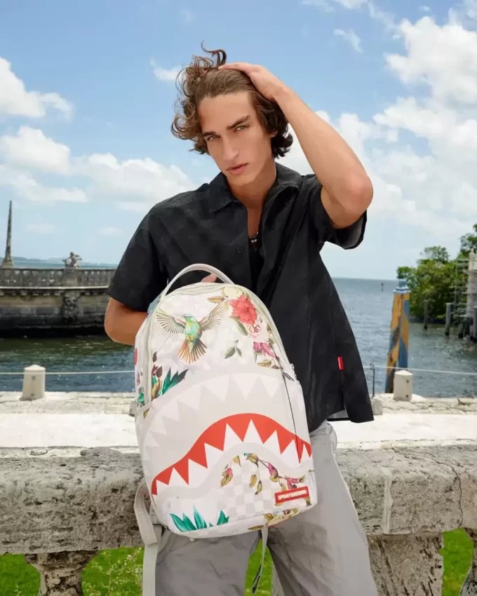 IN THE GARDEN BACKPACK (DLXV)