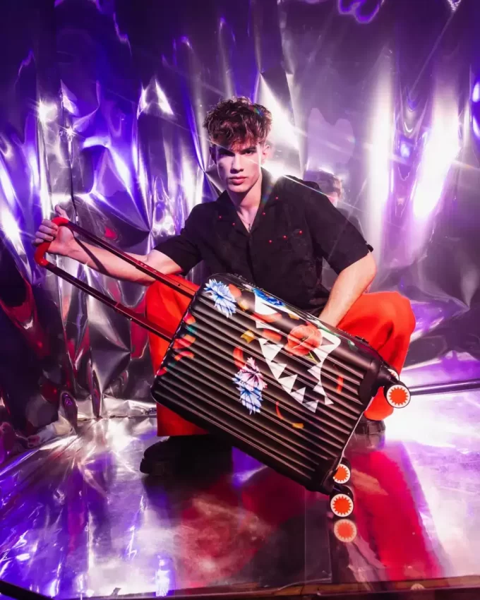 JARDIN D’EDEN HARDSHELL CARRY-ON LUGGAGE