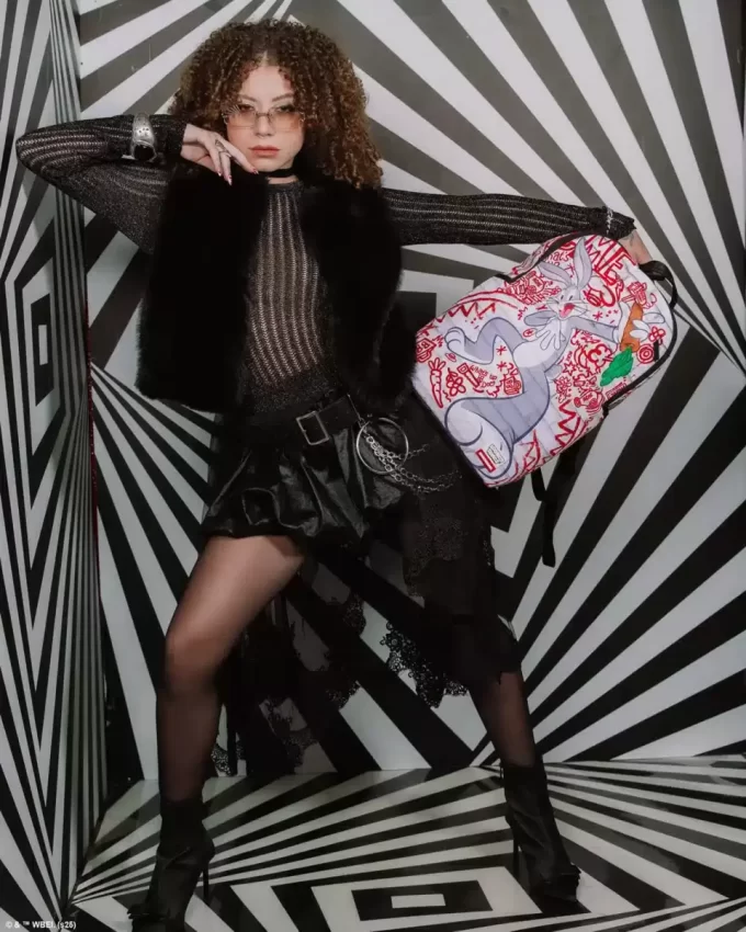 LOONEY TUNES BUGS BUNNY CITY BACKPACK