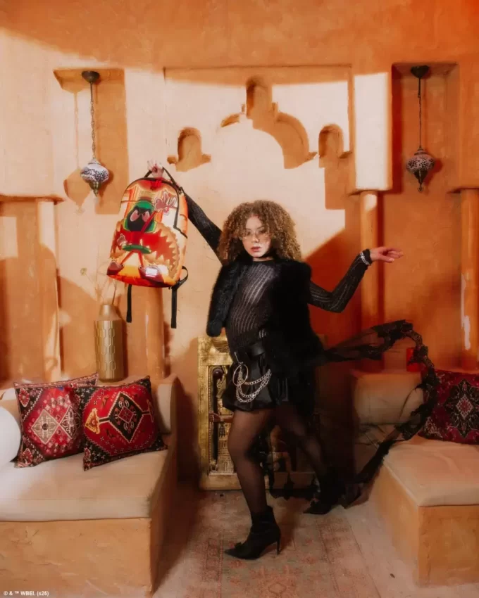 LOONEY TUNES MARVIN THE MARTIAN BLAST OFF BACKPACK