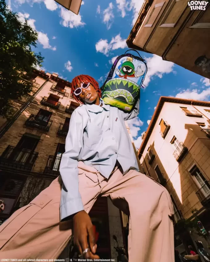 LOONEY TUNES MARVIN THE MARTIAN FEARLESS LEADER BACKPACK LOONEY TUNES MARVIN THE MARTIAN FEARLESS LEADER BACKPACK