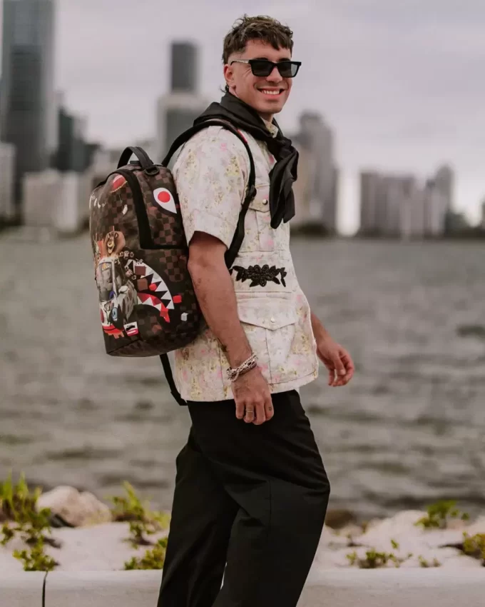 MADAGASCAR ROLLIN THRU DLXSV BACKPACK