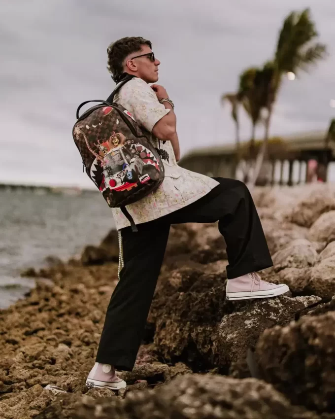 MADAGASCAR ROLLIN THRU DLXSV BACKPACK