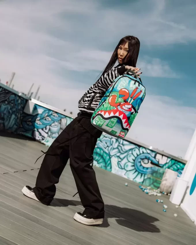 MR. KRABS ACCOUNTS PAYABLE DLXSR BACKPACK