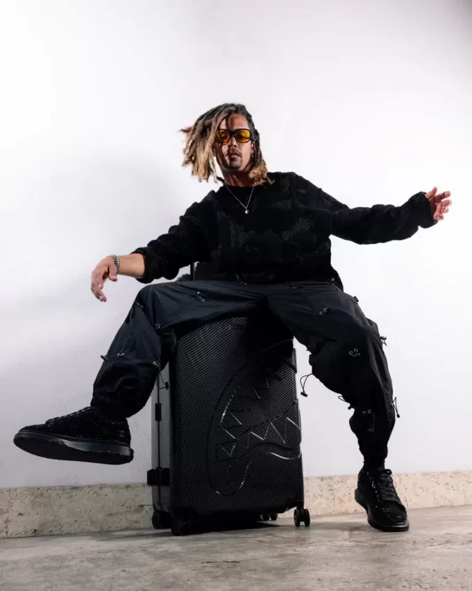 NIGHTFALL SHARKITECTURE FULL-SIZE LUGGAGE