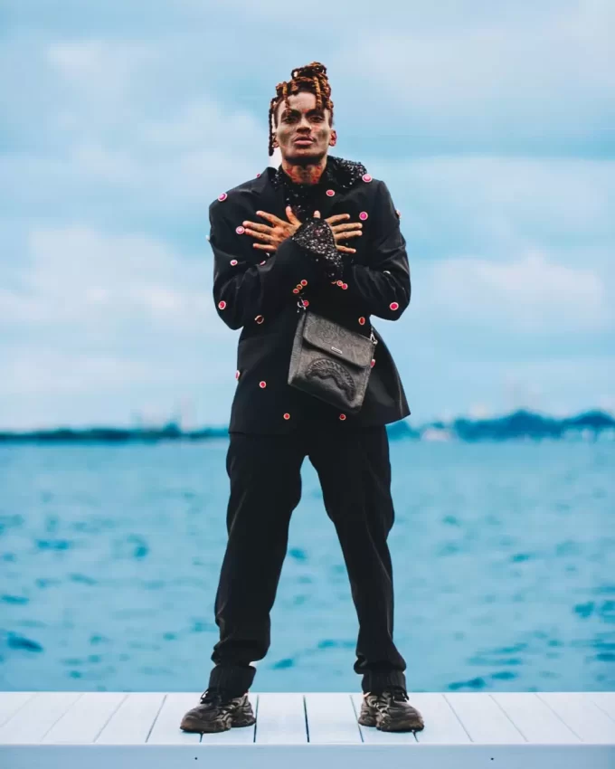 NIGHTFLIGHT G800 MESSENGER SLING BAG