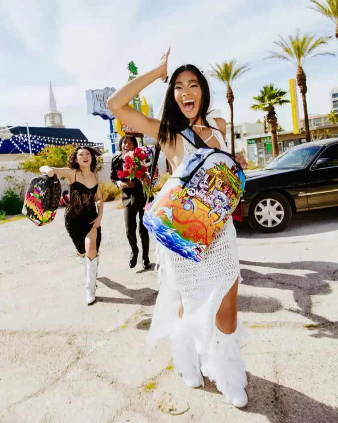 NOAH’S SH-ARK-MOUTH DLXSR BACKPACK