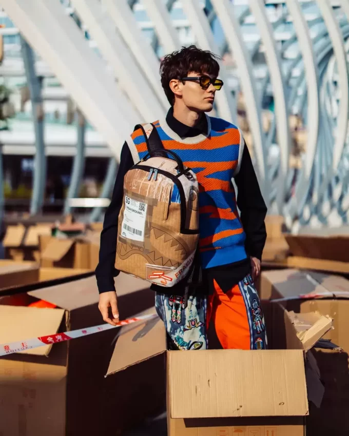 OVERNIGHT DELIVERY BACKPACK OVERNIGHT DELIVERY BACKPACK