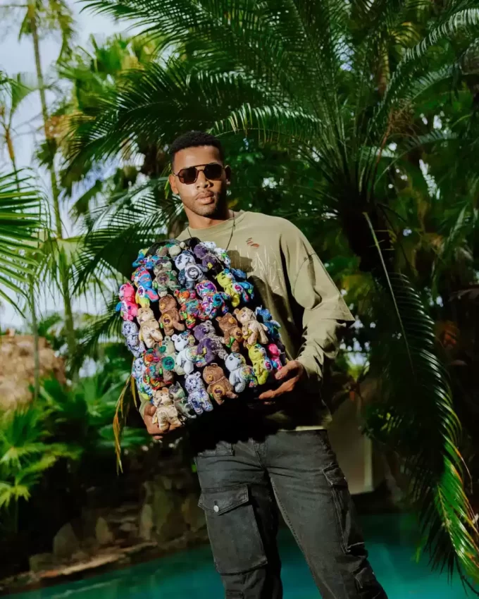 PACK OF BEARS REAL PLUSH BEARS RUNWAY PIECE BACKPACK – SUPER EXCLUSIVE