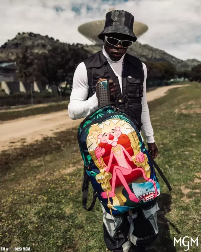 PINK PANTHER HEAVY LIES THE CROWN BACKPACK