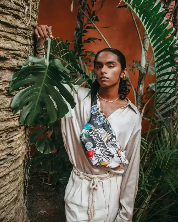 SHADOW FLIGHT SAVVY CROSSBODY SHADOW FLIGHT SAVVY CROSSBODY