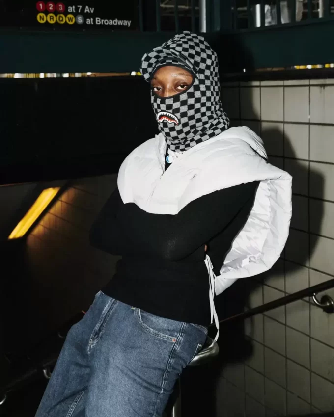 SHARK BITE VISOR SKI MASK