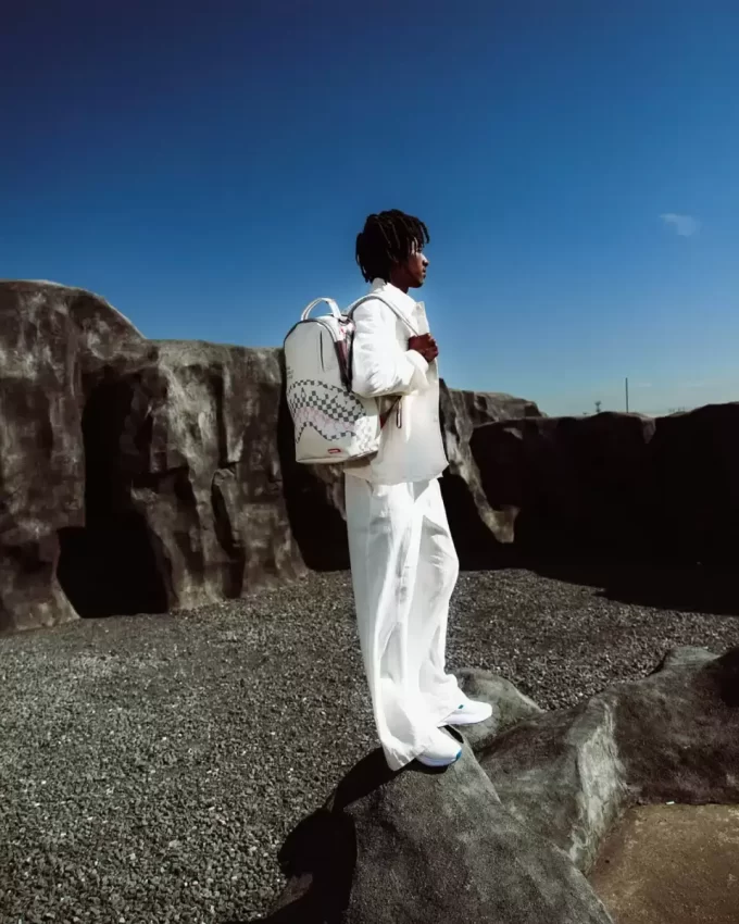 SHARK CENTRAL DYNAMIC BACKPACK