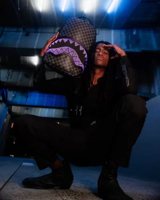 SHARK OPTICS – THE LIGHT SHOW BACKPACK