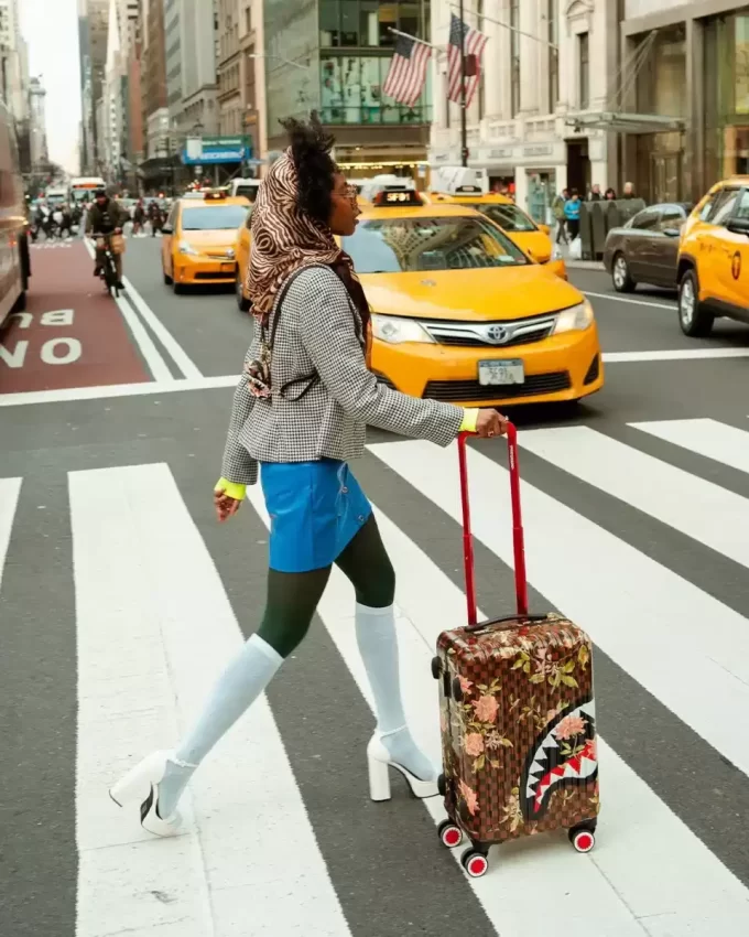 SHARKFLOWER 21.5” CARRY-ON SHARKNAUTICS LUGGAGE