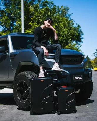 SHARKITECTURE MOLDED 2 PC LUGGAGE SET