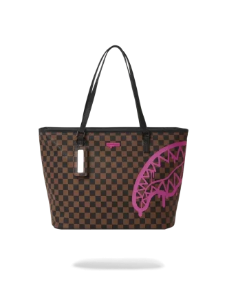 THE ARTISTS TOUCH TOTE