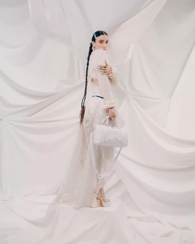 THE HEADQUARTERS – REFLECTION MINI DUFFLE