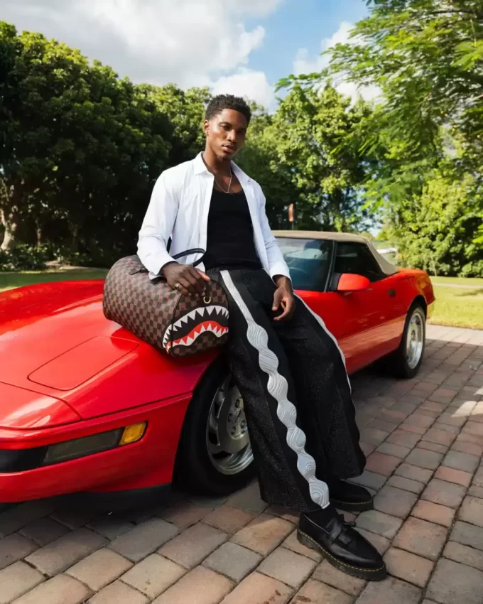 THE HIDEOUT DUFFLE THE HIDEOUT DUFFLE