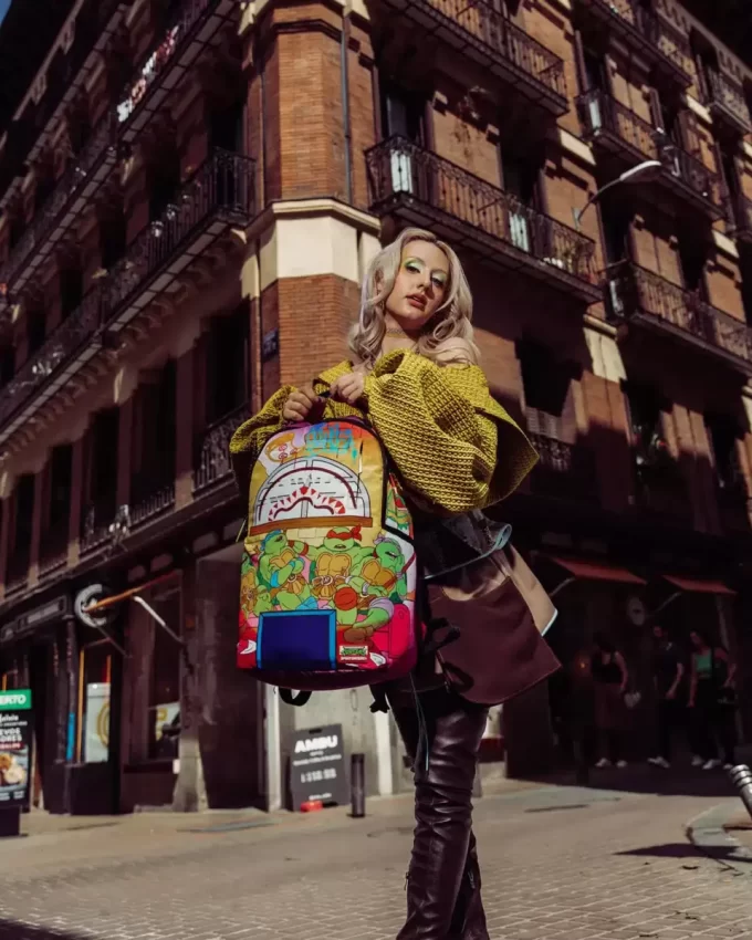 TMNT OUT LIKE A LIGHT BACKPACK