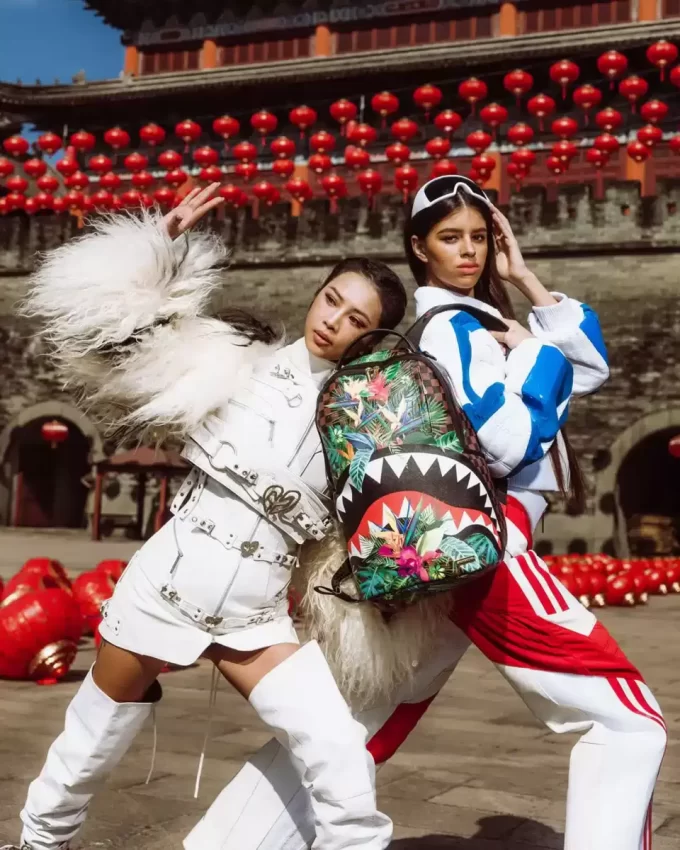 TROPICAL CHECK DLXSV BACKPACK