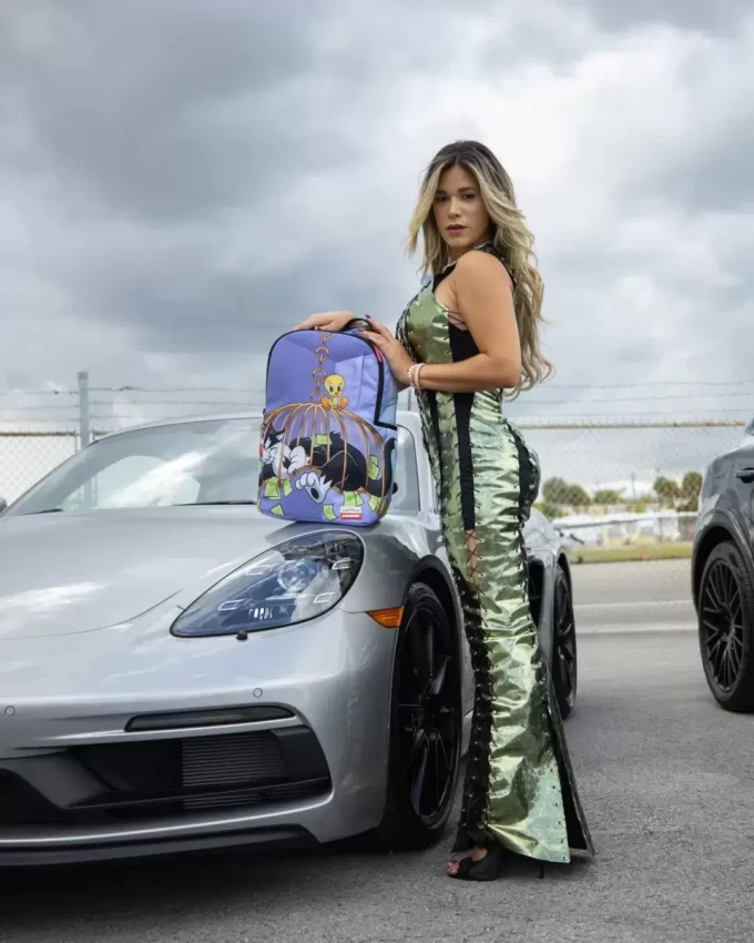 TWEETY VS SYLVESTER (DLXR) TWEETY VS SYLVESTER (DLXR)