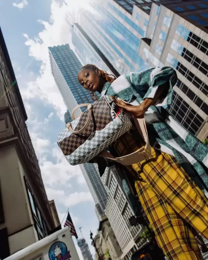 UNSTOPPABLE ENDEAVORS II MINI DUFFLE UNSTOPPABLE ENDEAVORS II MINI DUFFLE