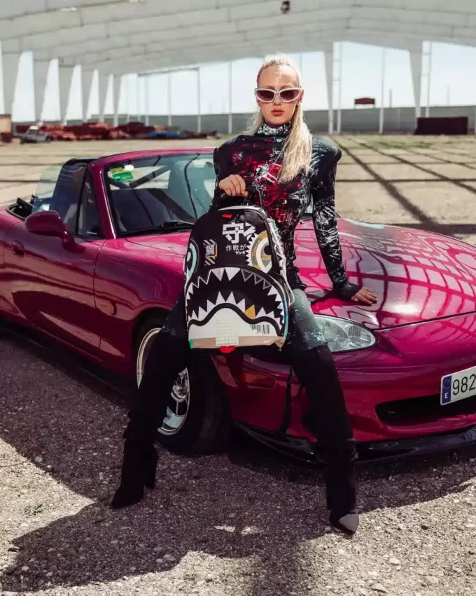 V2 ULTIMATE BACKPACK (DLXV)