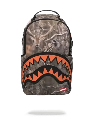 WILD LIFE HUNTER RUBBER SHARK BACKPACK