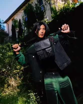 WORLD EXPLORER ENTREPRENEUR MESSENGER BAG